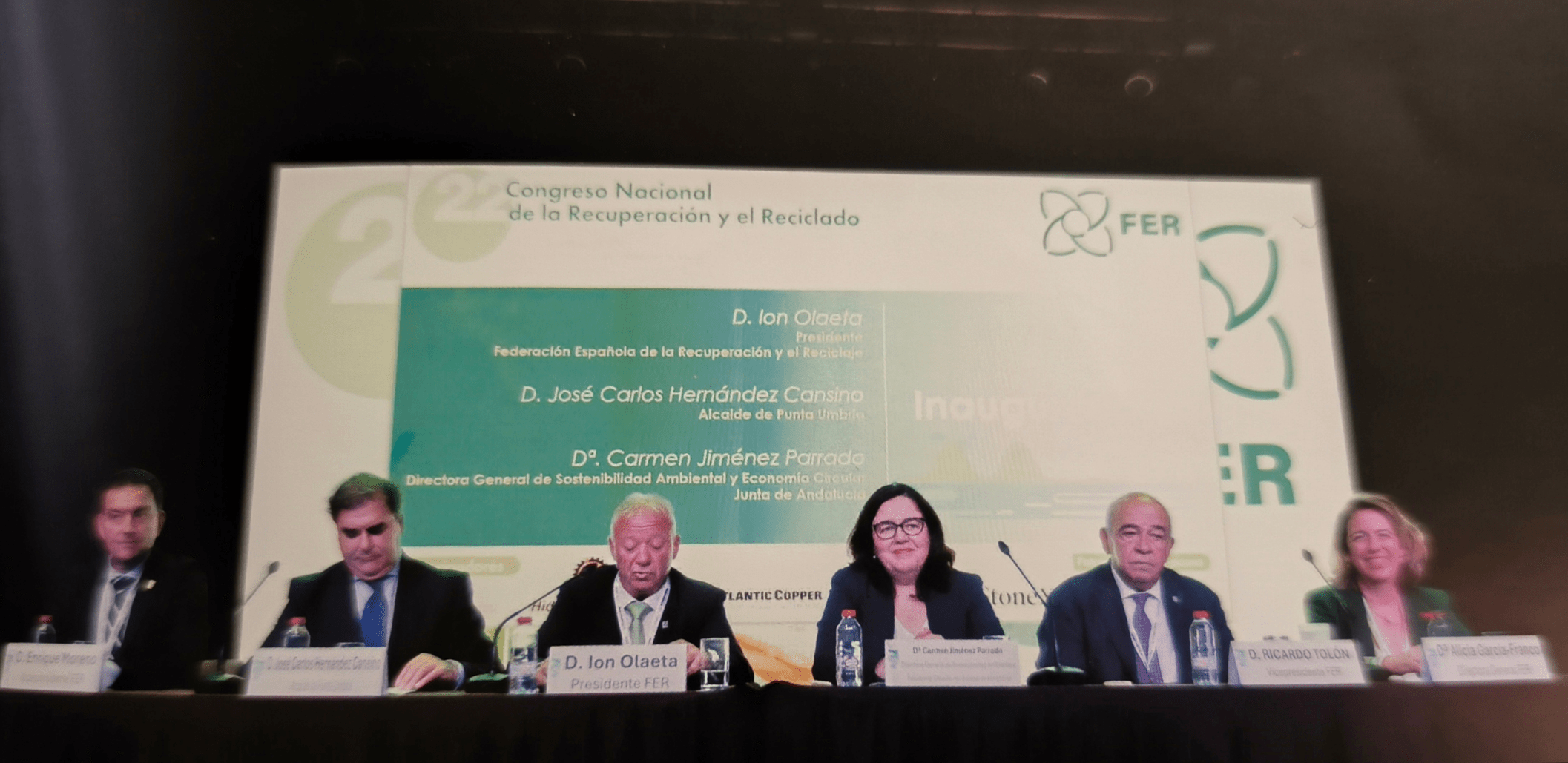 Conferencia magistral: Economía verde y factores geopolíticos